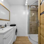 Rondo Onz - 11th Floor, Location, Metro - By Rentujemy *