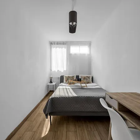 Apartman Rondo Onz - 11th Floor, Location, Metro - By Rentujemy