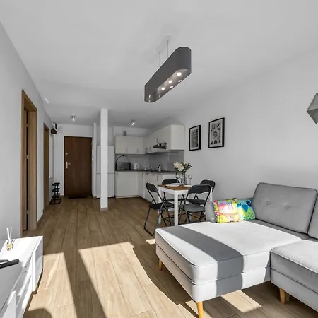Apartman Rondo Onz - 11th Floor, Location, Metro - By Rentujemy Varsó