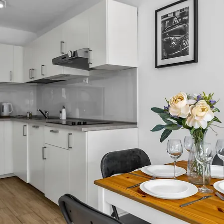 Rondo Onz - 11th Floor, Location, Metro - By Rentujemy * Warszawa