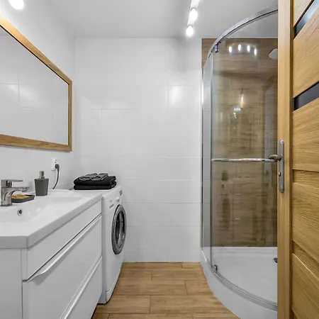 Rondo Onz - 11th Floor, Location, Metro - By Rentujemy *